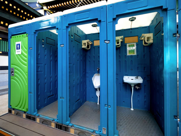 Best Portable bathroom rental  in Vincent, CA
